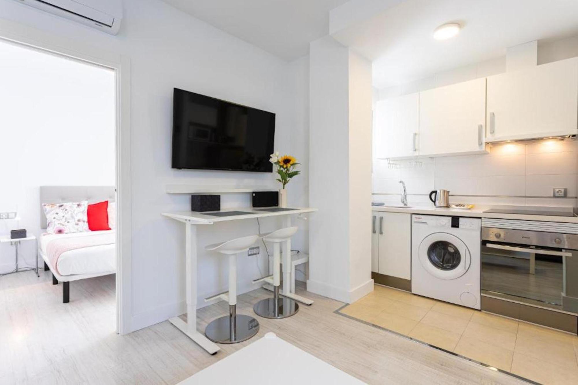 Holidays2Malaga Picasso Area Apartment Bagian luar foto