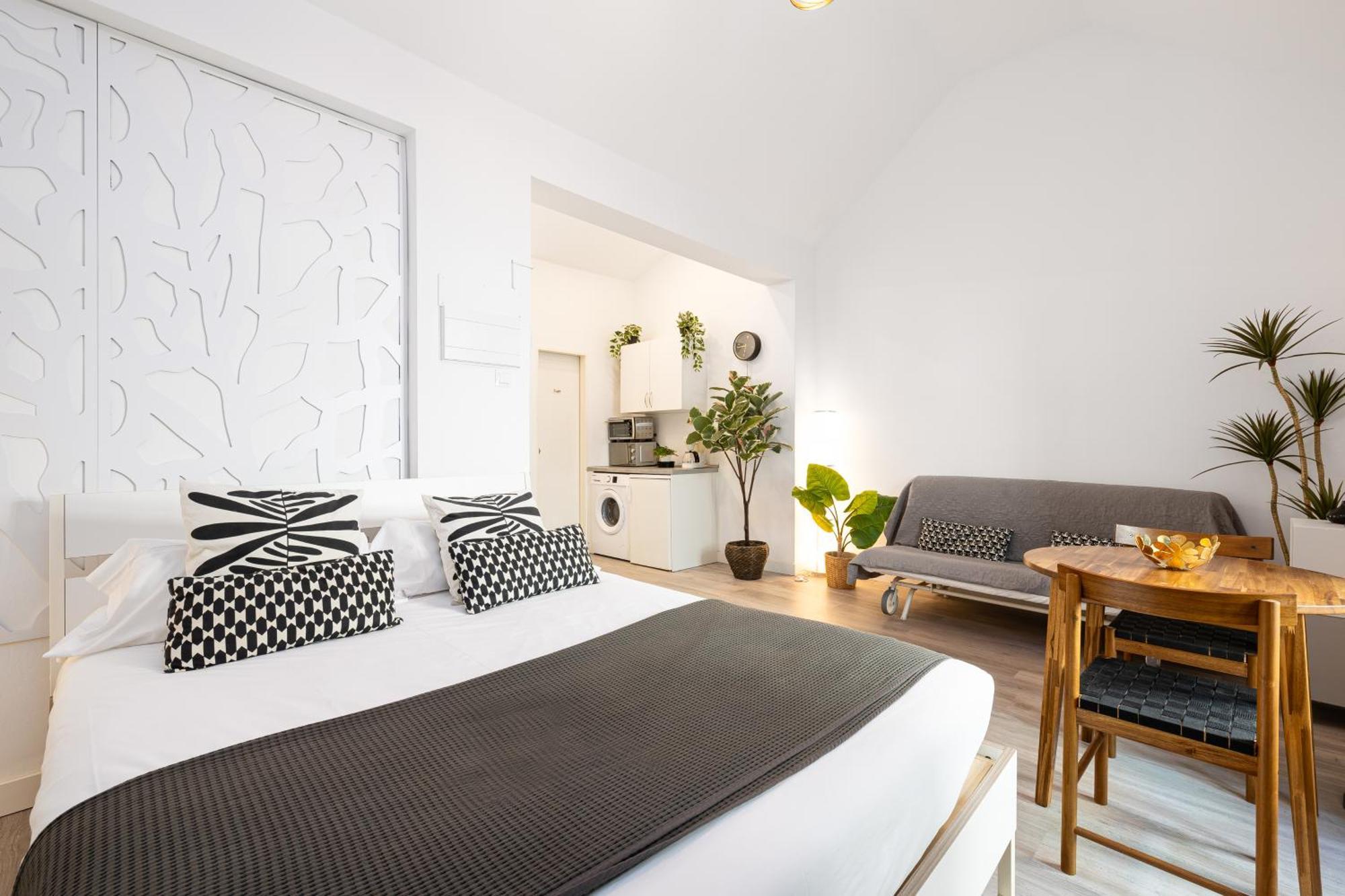 Holidays2Malaga Picasso Area Apartment Bagian luar foto